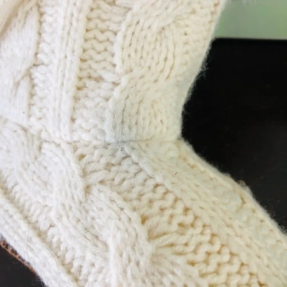 RH Baby & Child Knit Off White Booties 12-24 Months